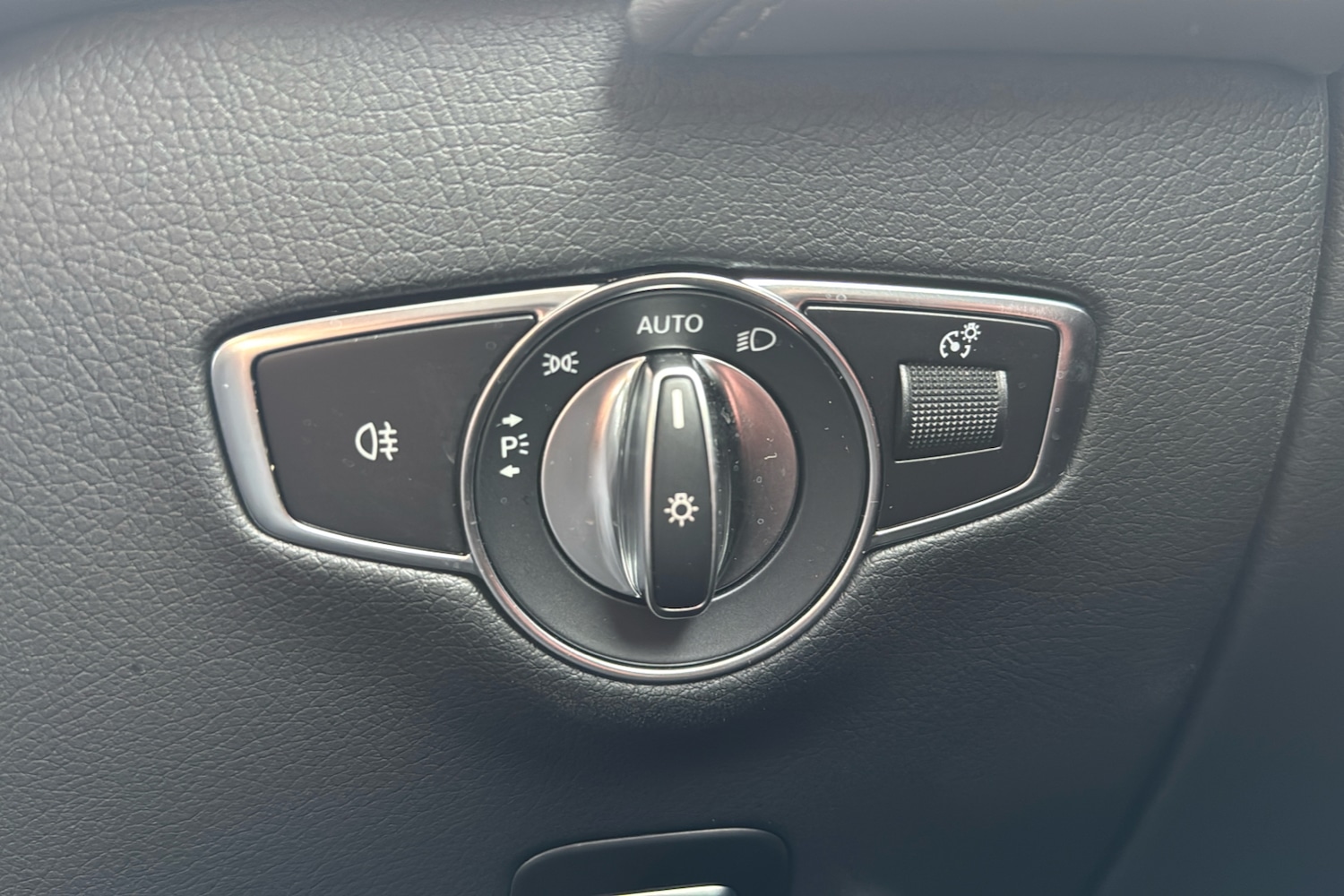 Used Mercedes-Benz EQC 2023 for sale - 77351015: Photo 36