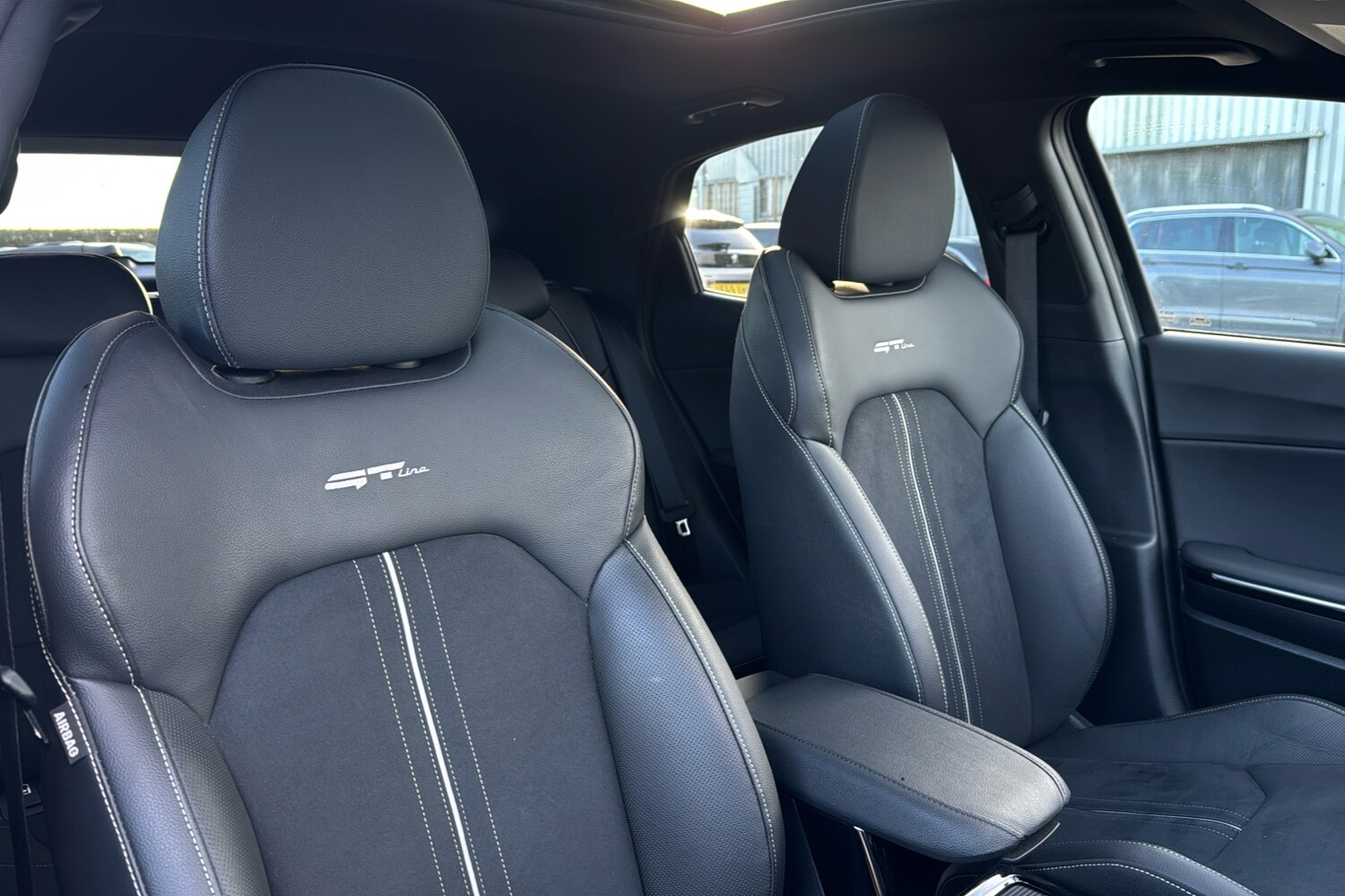 Used Kia XCeed 2025 for sale - 76827825: Photo 50