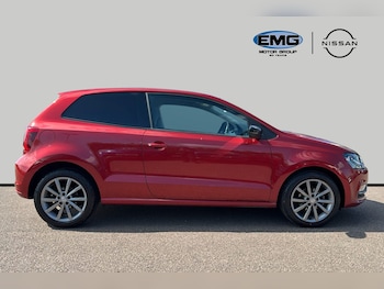 Used Volkswagen Polo 2015 for sale - 78337465: Photo