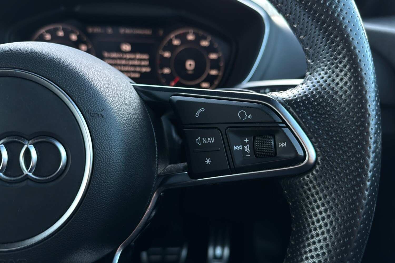 Used Audi TT 2018 for sale - 77361612: Photo 18