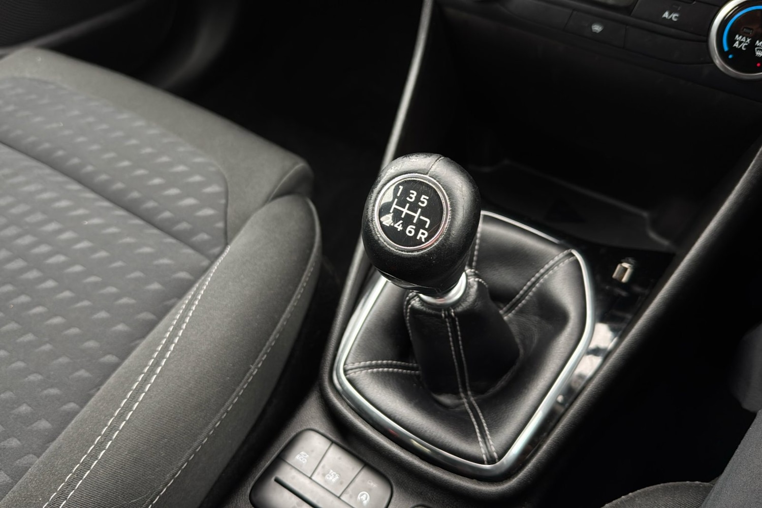 Used Ford Fiesta 2018 for sale - 78103855: Photo 13