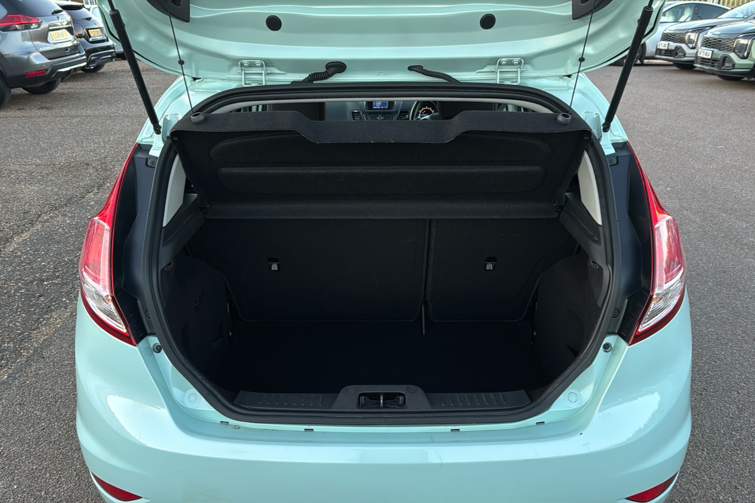 Used Ford Fiesta 2017 for sale - 77316809: Photo 19