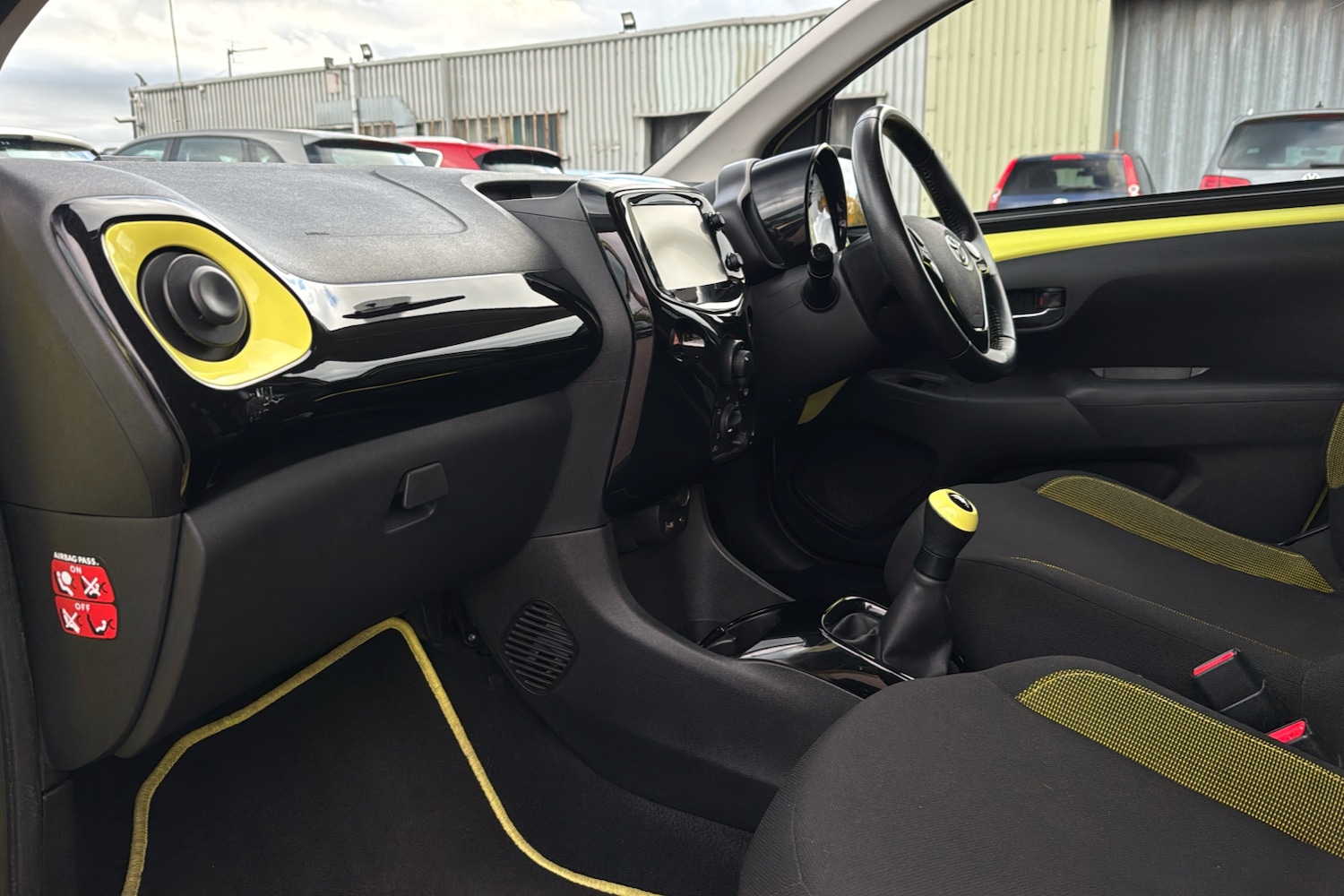 Used Toyota AYGO 2017 for sale - 76373484: Photo 11