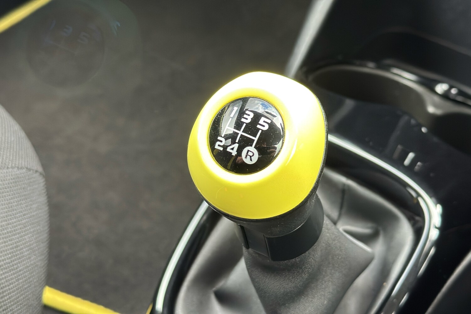 Used Toyota AYGO 2017 for sale - 76373484: Photo 13