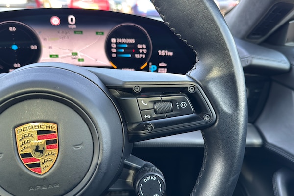 Used Porsche Taycan 2020 for sale - 74466984: Photo 18