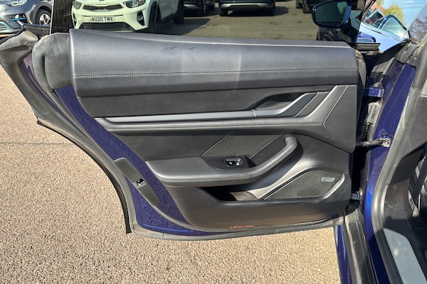 Used Porsche Taycan 2020 for sale - 74466984: Photo 38