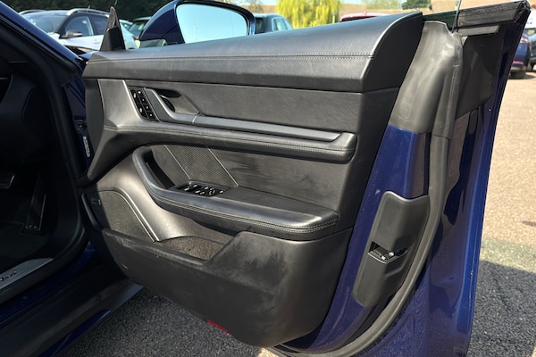 Used Porsche Taycan 2020 for sale - 74466984: Photo 46