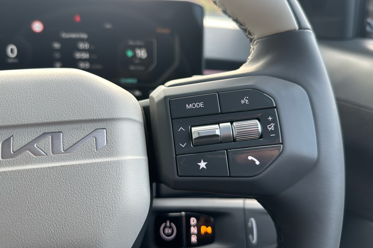 Used Kia EV3 2025 for sale - 77390089: Photo 18