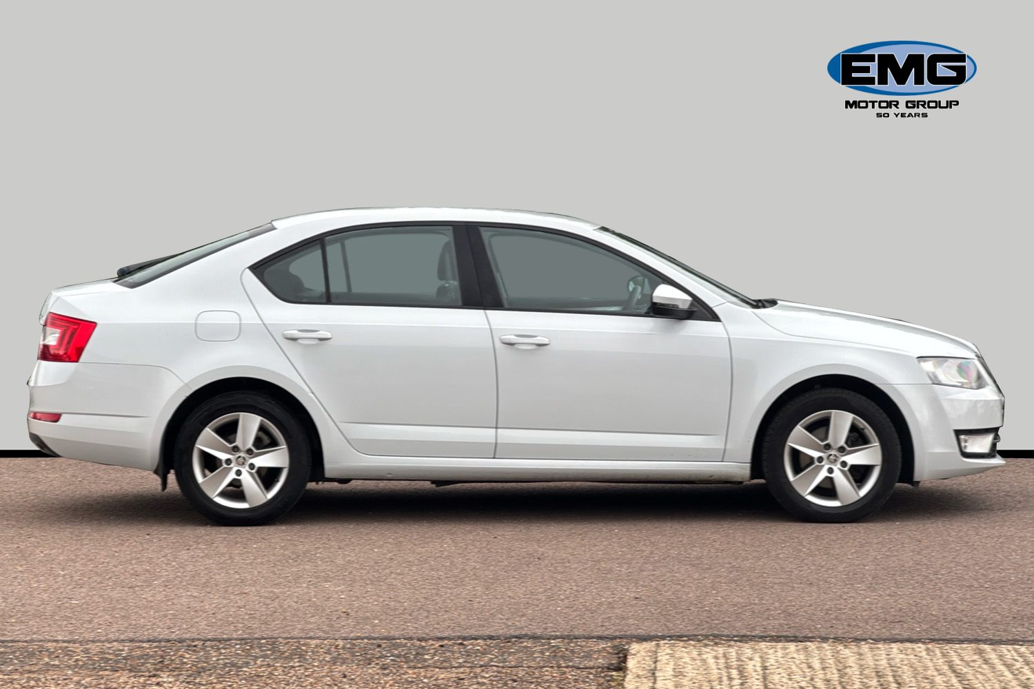 Used Skoda Octavia 2015 for sale - 76774430: Photo 4