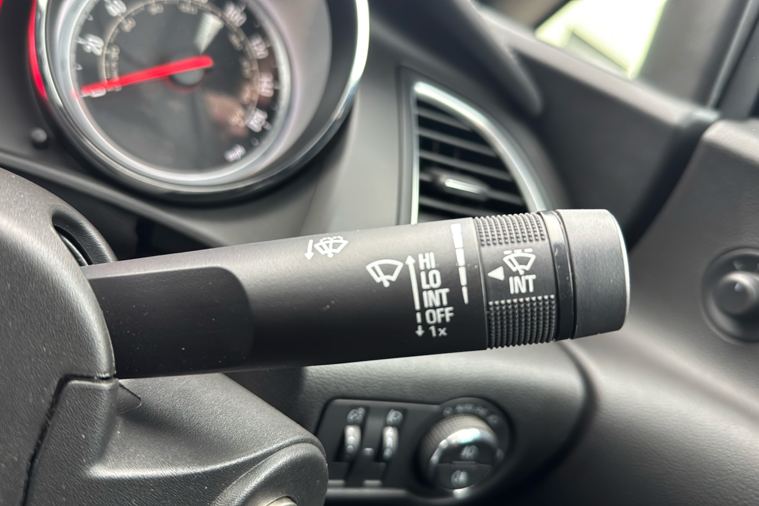 Used Vauxhall Cascada 2017 for sale - 76442589: Photo 28