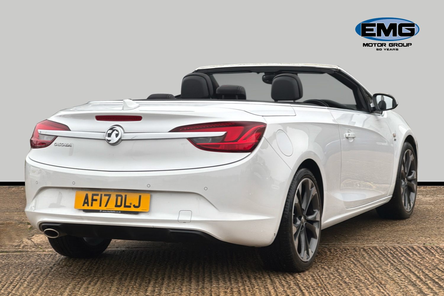 Used Vauxhall Cascada 2017 for sale - 76442589: Photo 7