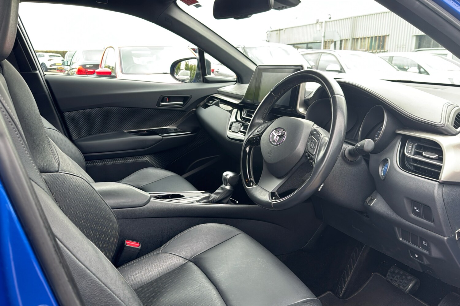 Used Toyota C-HR 2019 for sale - 77675211: Photo 10