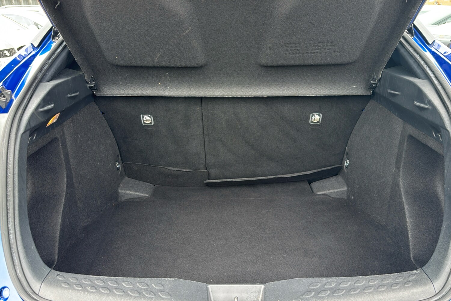 Used Toyota C-HR 2019 for sale - 77675211: Photo 19