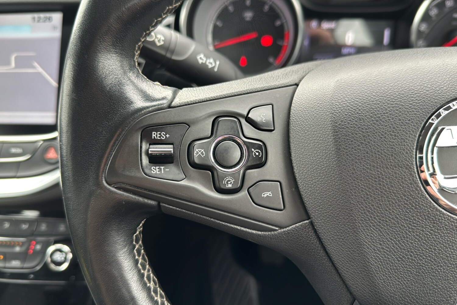 Used Vauxhall Astra 2016 for sale - 76133533: Photo 17