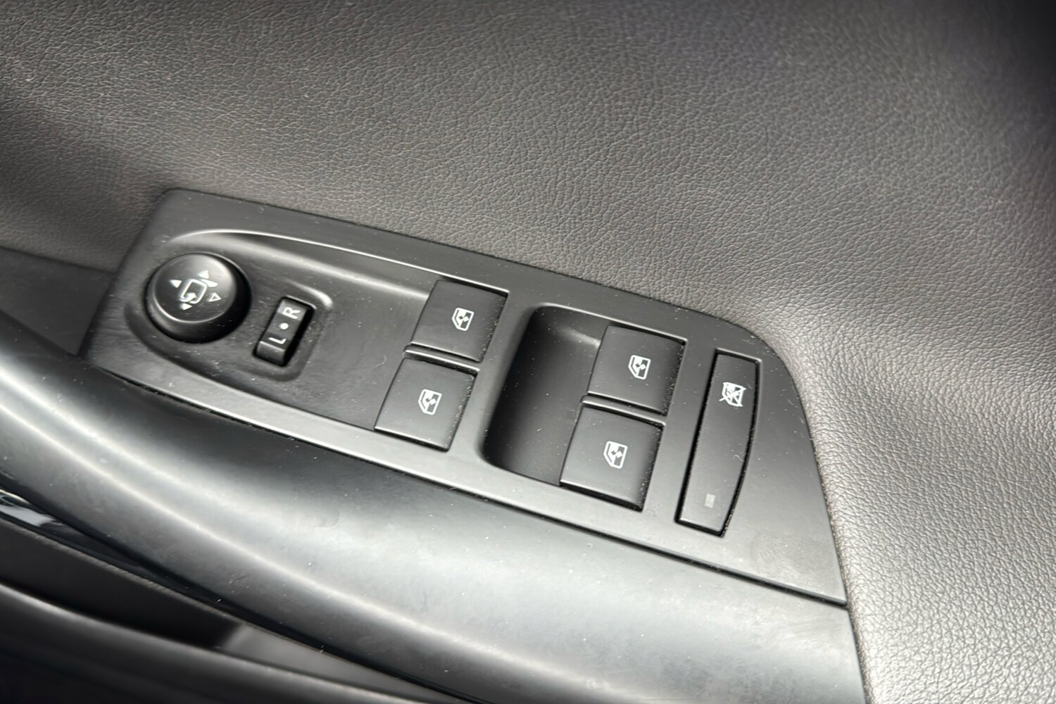 Used Vauxhall Astra 2016 for sale - 76133533: Photo 23