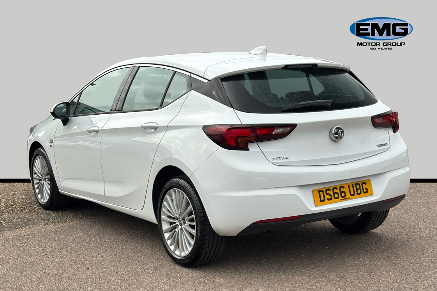 Used Vauxhall Astra 2016 for sale - 76133533: Photo 5