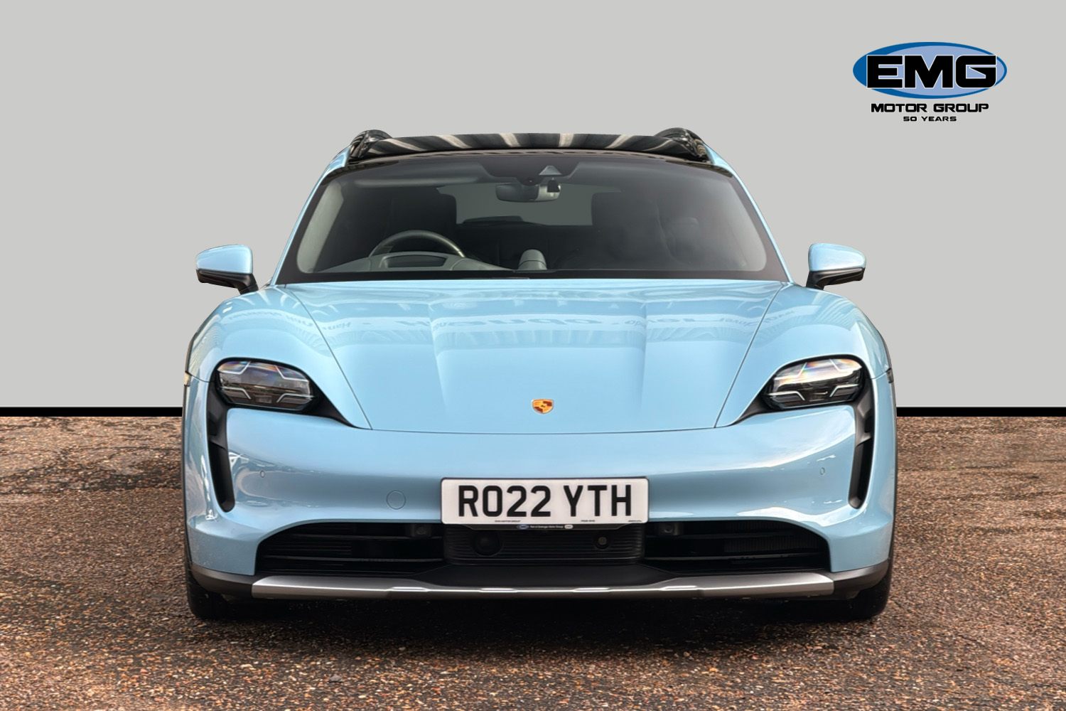 Used Porsche Taycan 2022 for sale - 77797343: Photo 2