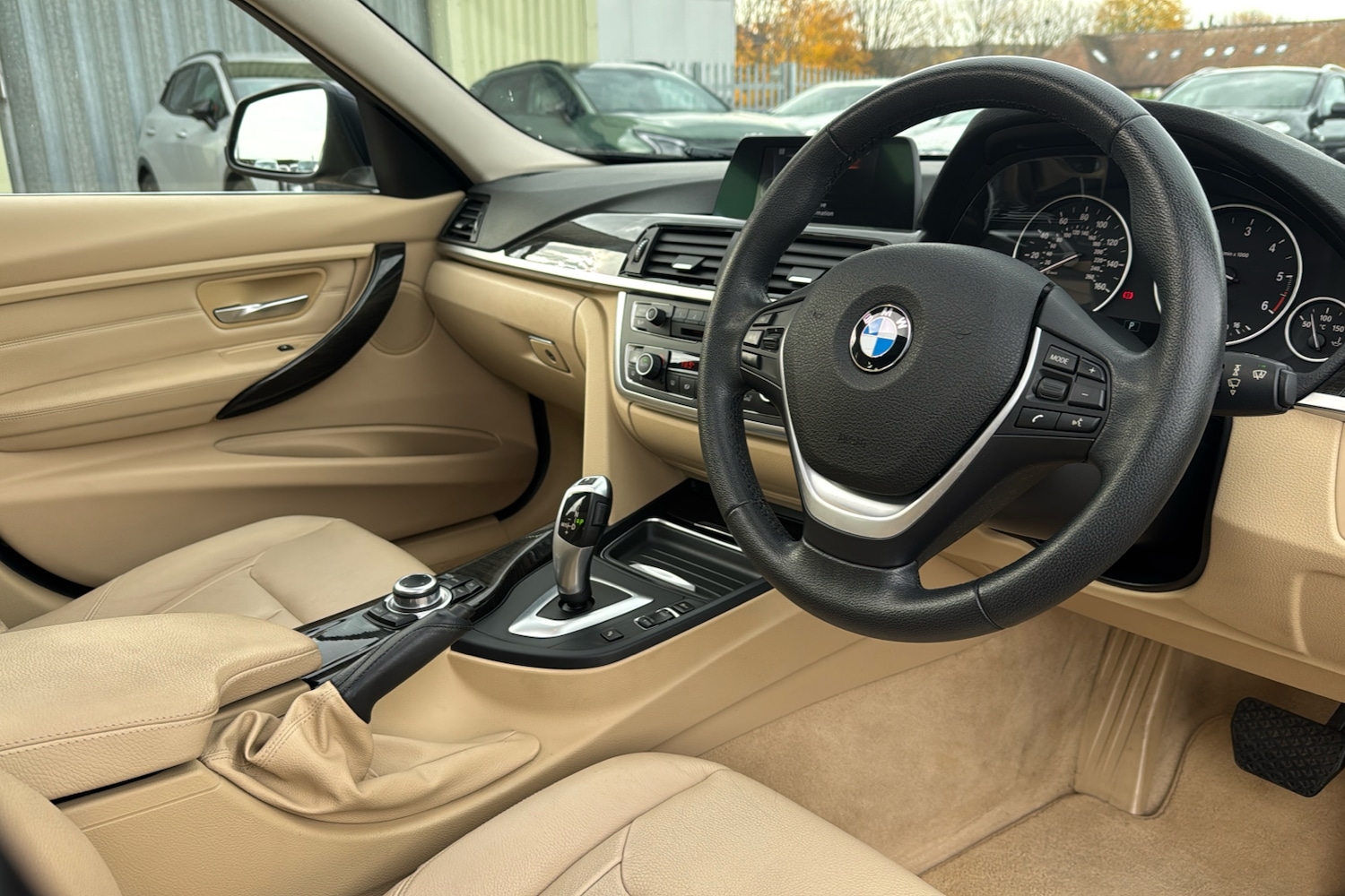 Used BMW 3 Series 2014 for sale - 76502785: Photo 10