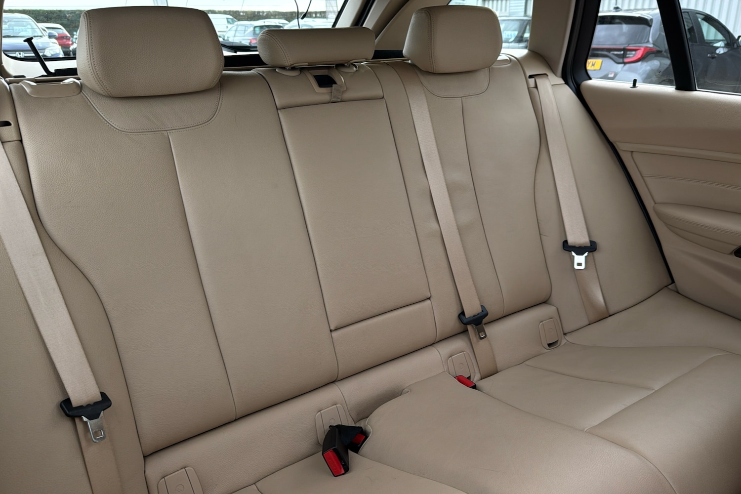 Used BMW 3 Series 2014 for sale - 76502785: Photo 12