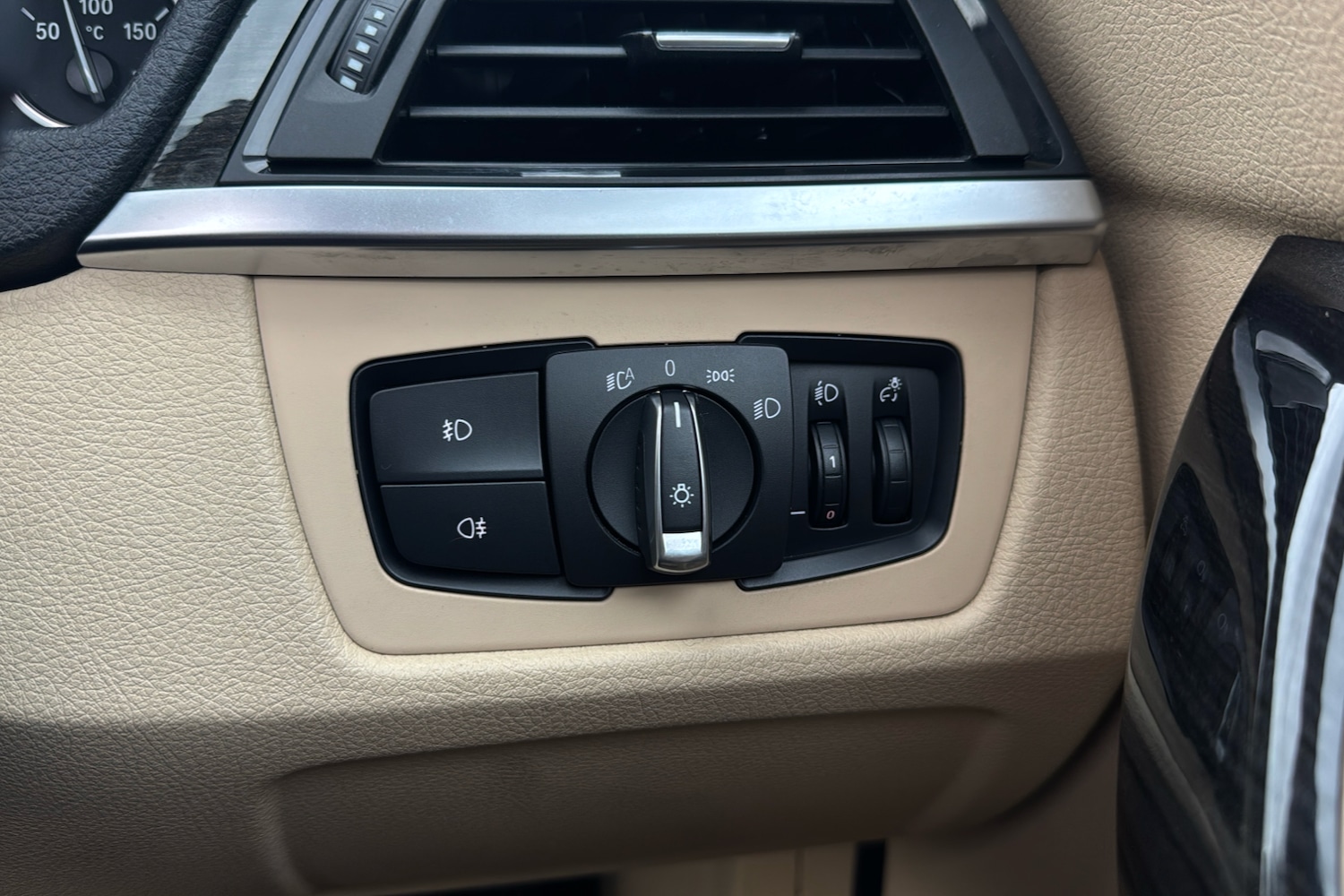 Used BMW 3 Series 2014 for sale - 76502785: Photo 36