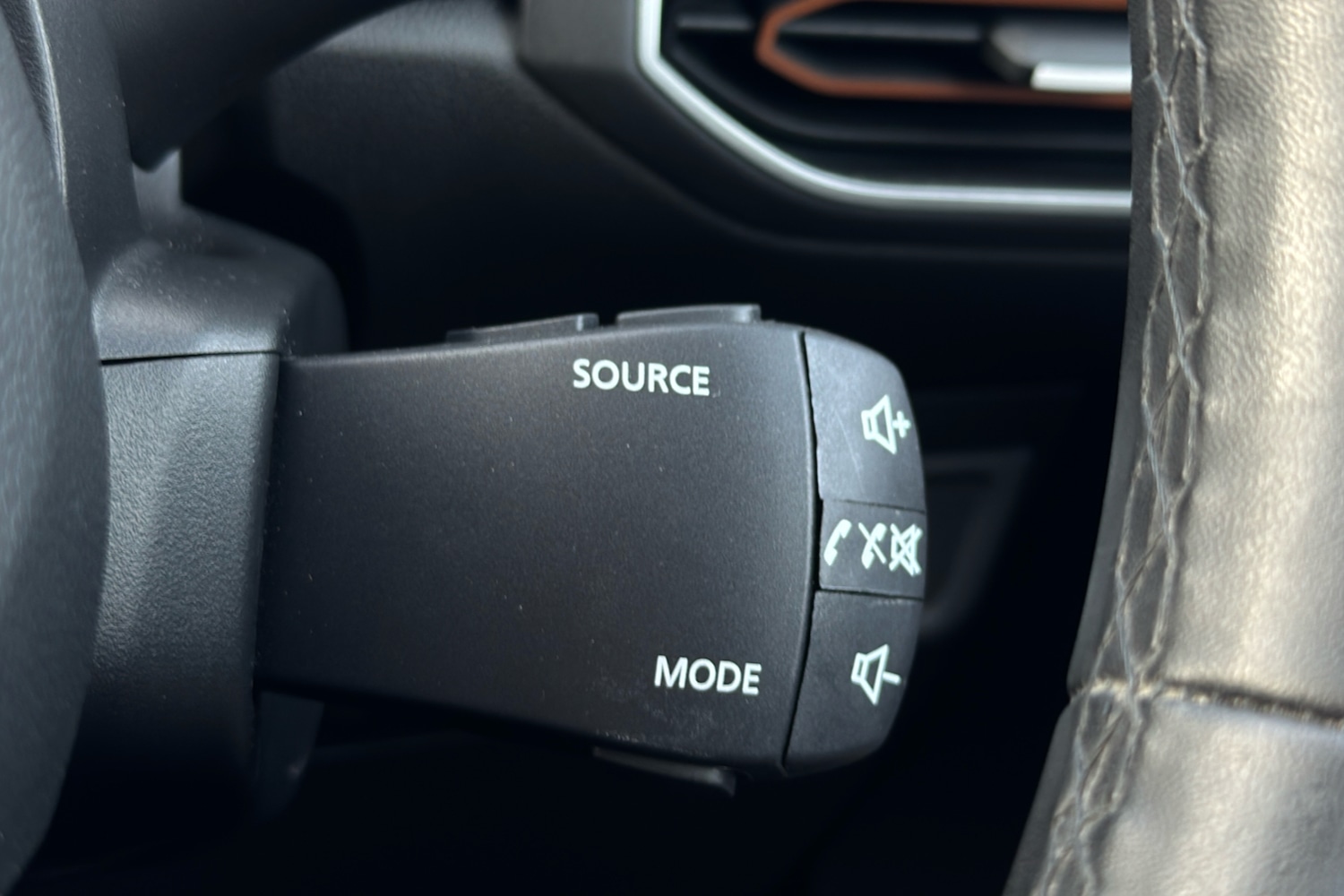 Used Dacia Sandero Stepway 2023 for sale - 76310340: Photo 23