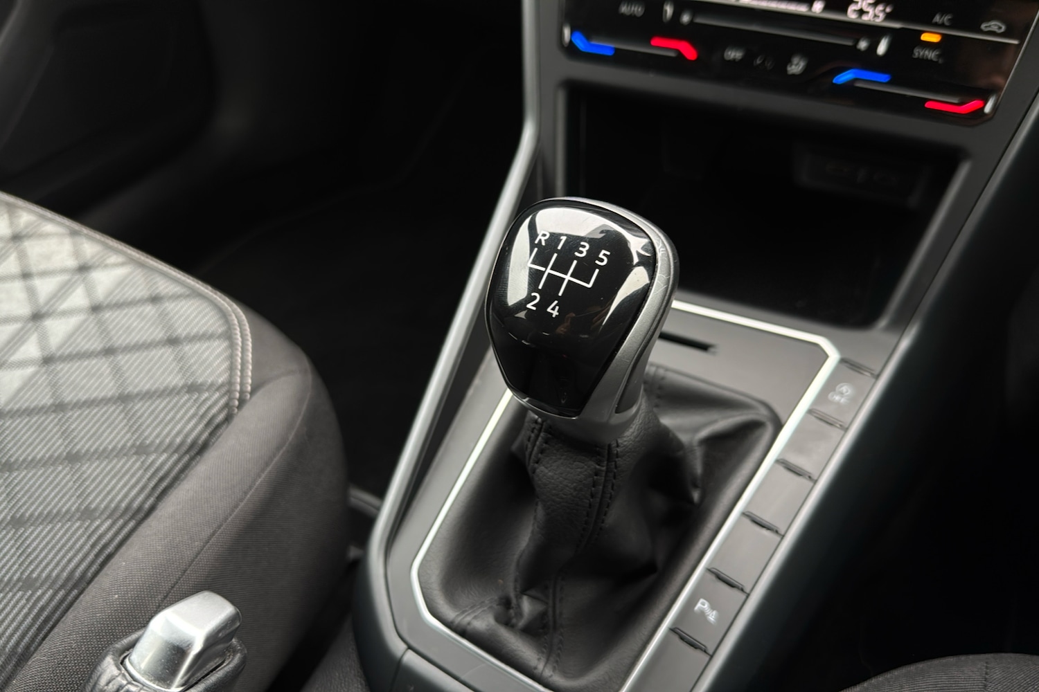 Used Volkswagen Polo 2023 for sale - 77774187: Photo 13