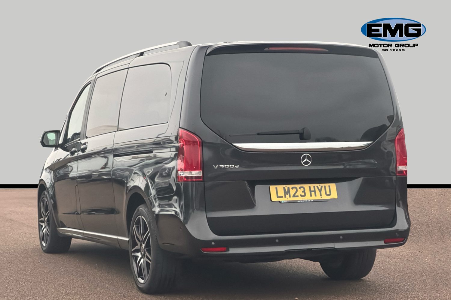 Used Mercedes-Benz V-Class 2023 for sale - 77112683: Photo 4