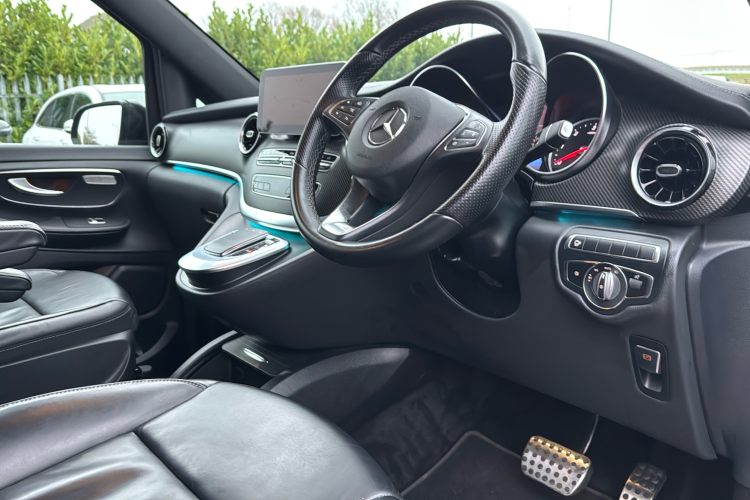 Used Mercedes-Benz V-Class 2023 for sale - 77112683: Photo 9