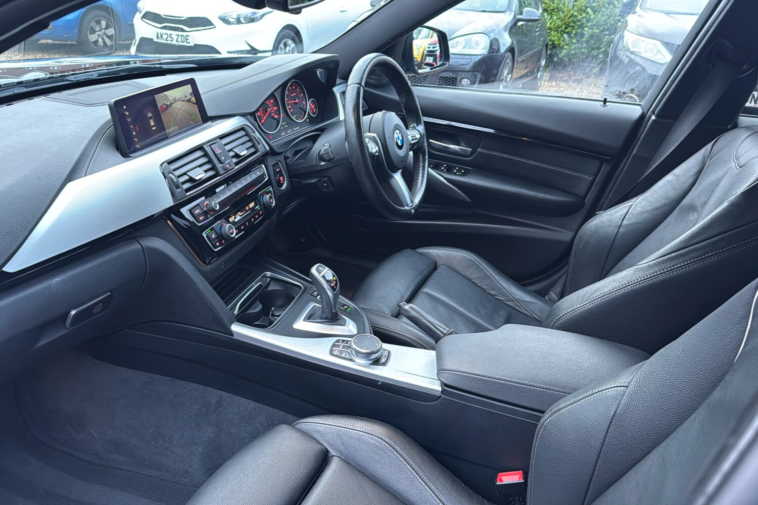 Used BMW 3 Series 2018 for sale - 77473217: Photo 11