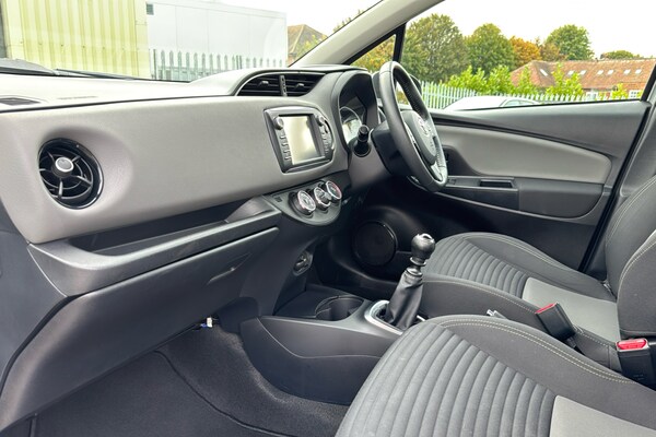 Used Toyota Yaris 2018 for sale - 76155993: Photo 10