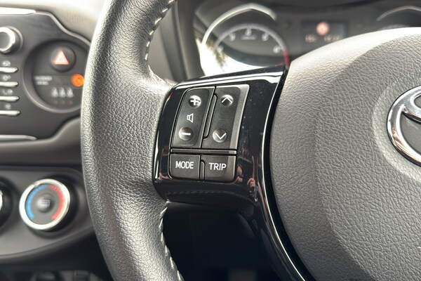 Used Toyota Yaris 2018 for sale - 76155993: Photo 16