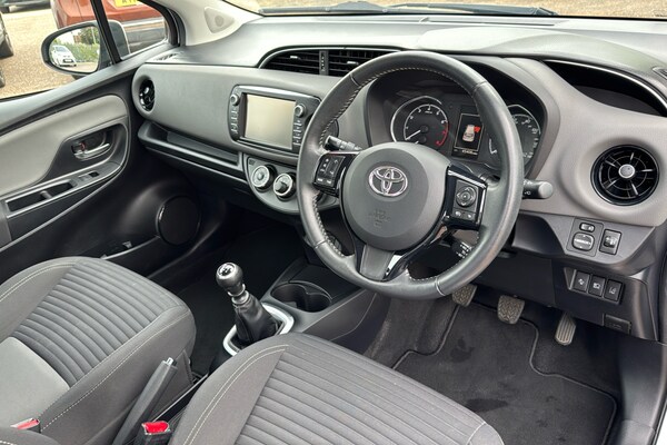 Used Toyota Yaris 2018 for sale - 76155993: Photo 9