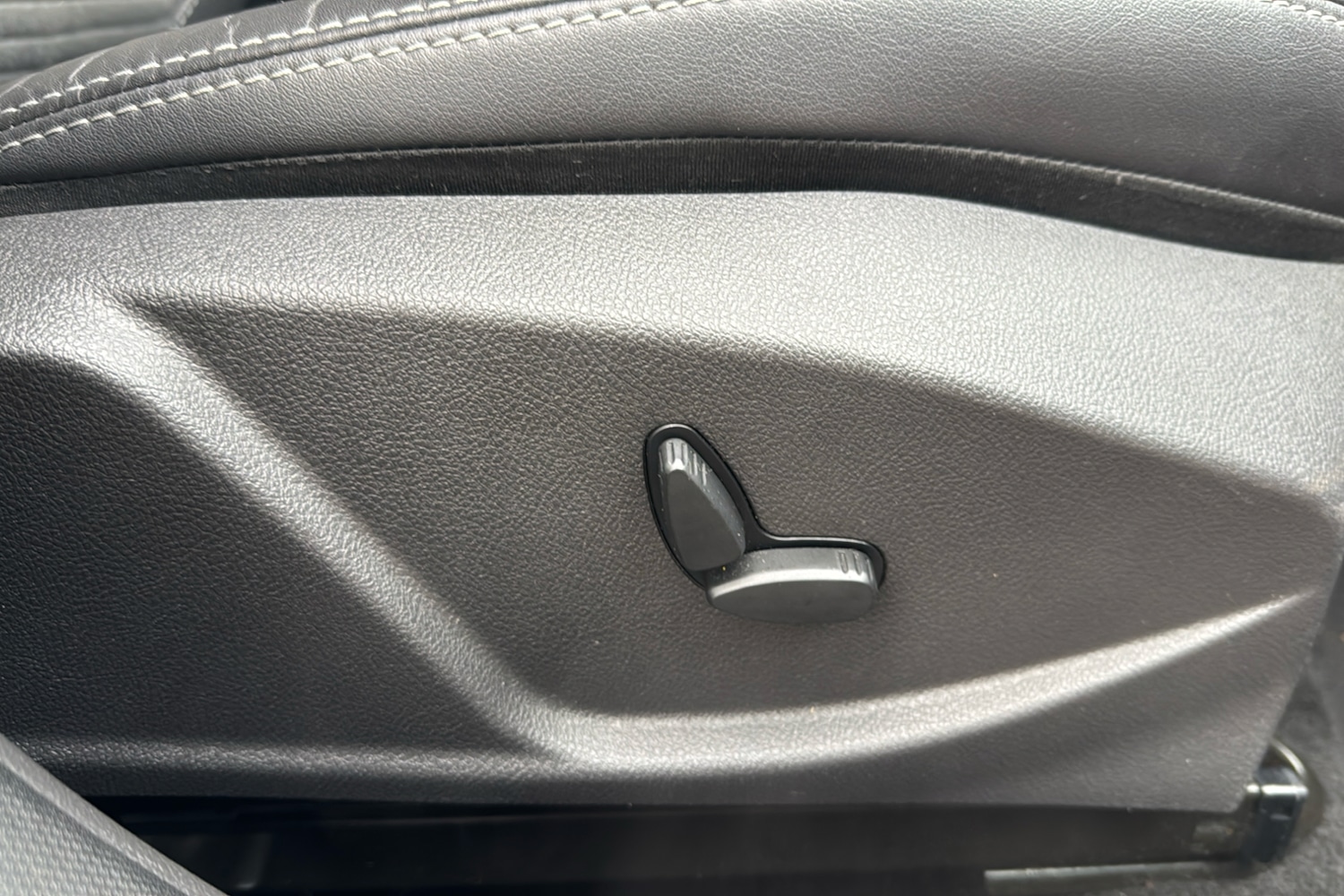 Used Ford Focus 2017 for sale - 77113960: Photo 30