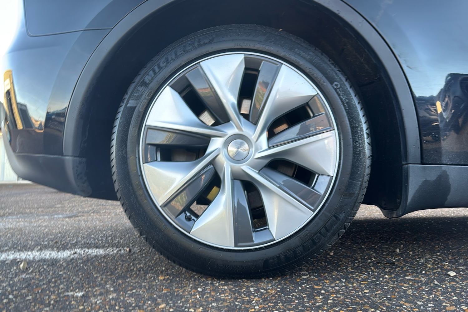 Used Tesla Model Y 2023 for sale - 76705399: Photo 8