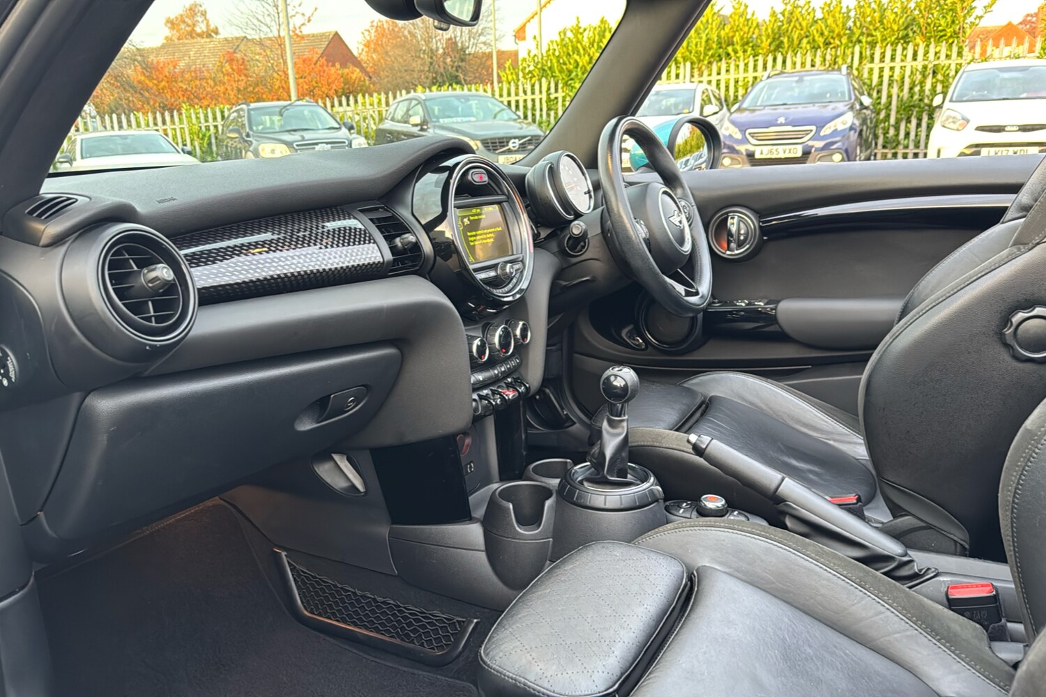 Used MINI Convertible for sale - 76516093: Photo 11