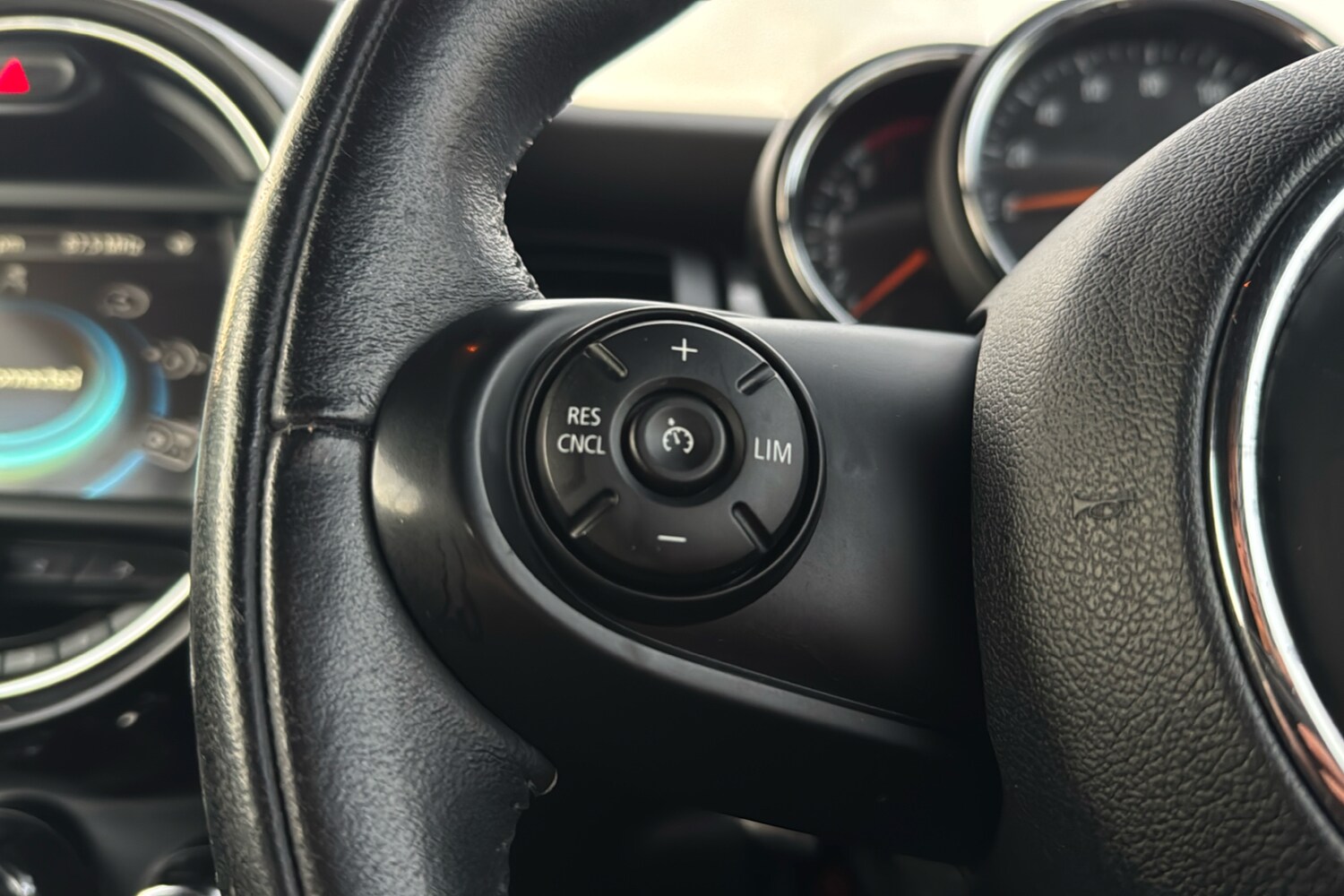 Used MINI Convertible for sale - 76516093: Photo 17