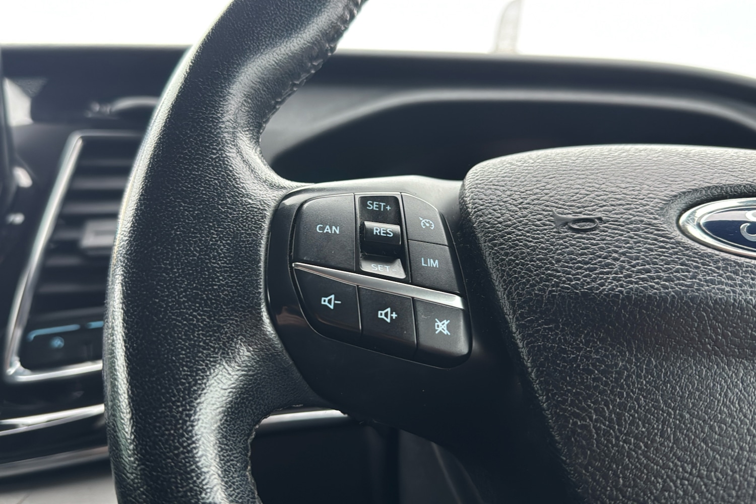 Used Ford Tourneo Custom 2018 for sale - 76576394: Photo 15