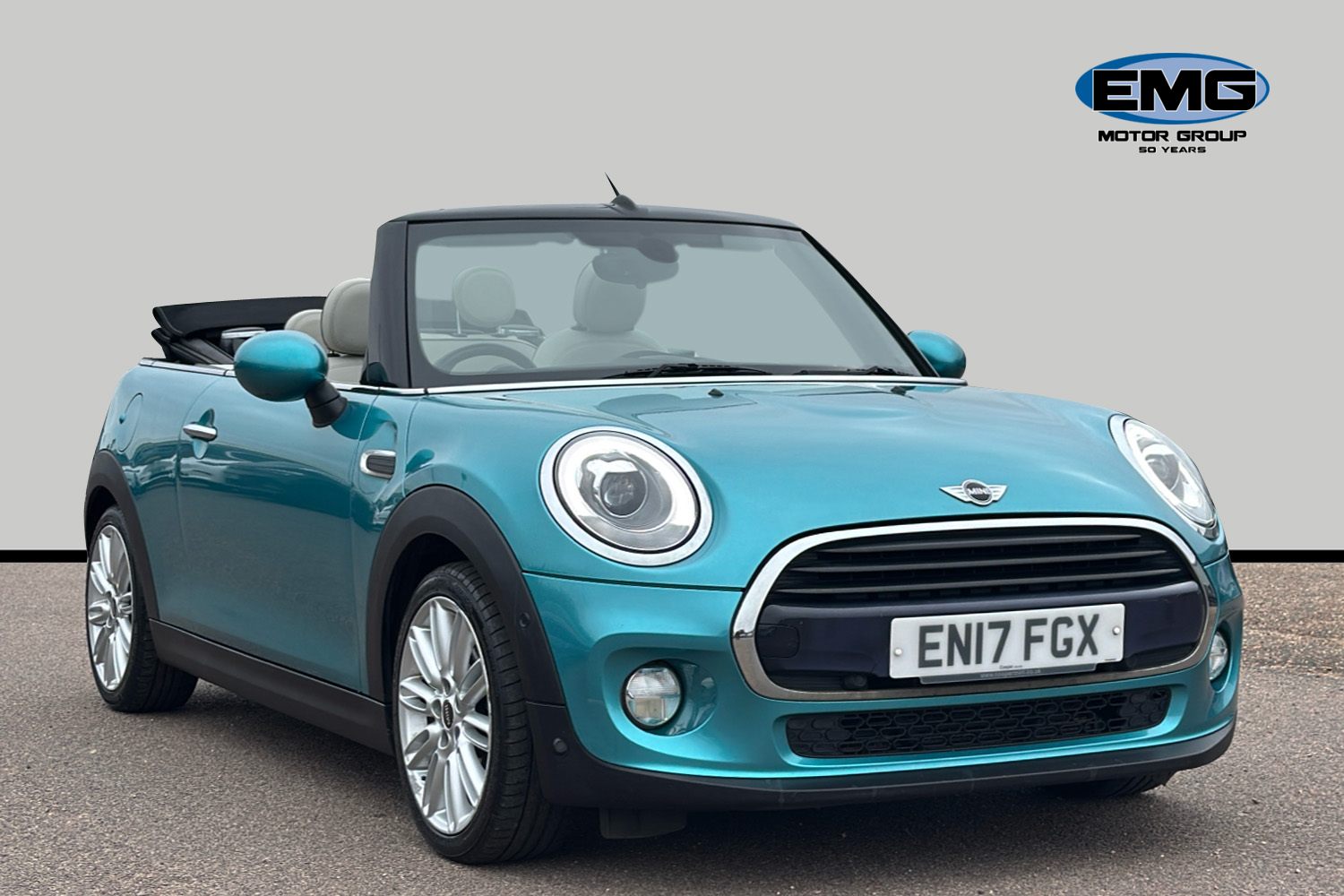 Used MINI Convertible 2017 for sale - 76339399: Photo 1