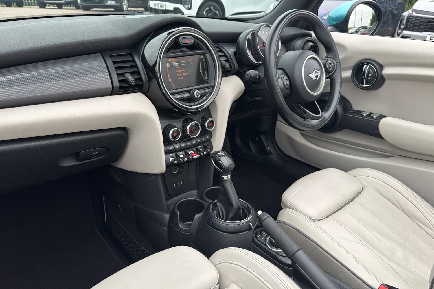 Used MINI Convertible 2017 for sale - 76339399: Photo 11