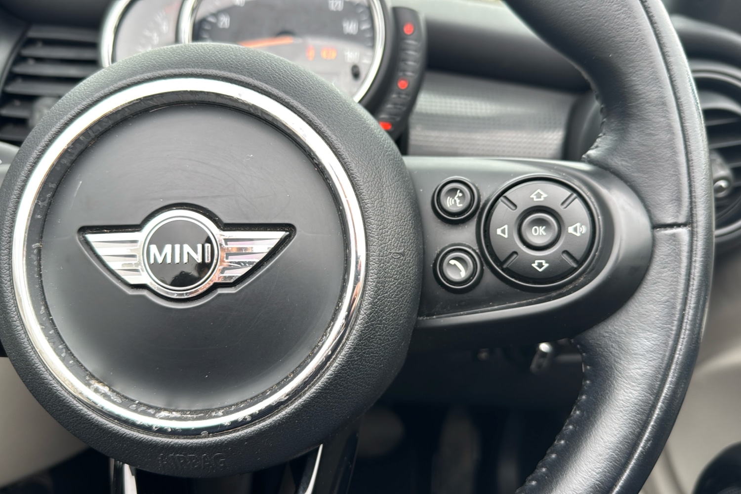 Used MINI Convertible 2017 for sale - 76339399: Photo 18