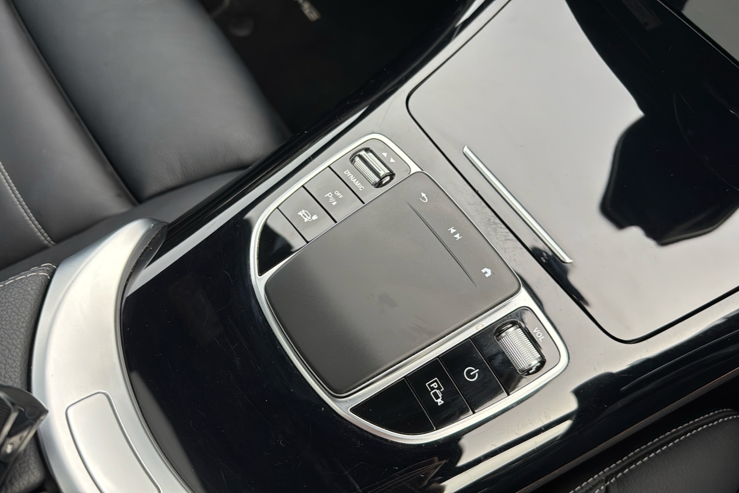 Used Mercedes-Benz EQC 2023 for sale - 76436045: Photo 34