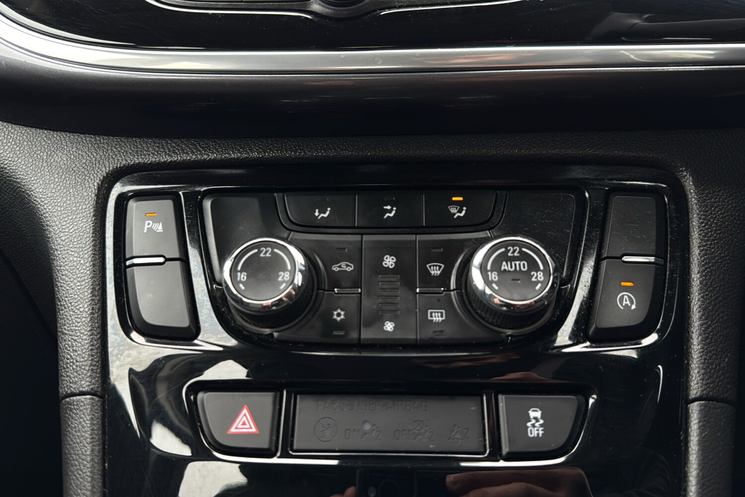 Used Vauxhall Mokka X 2018 for sale - 77774188: Photo 16