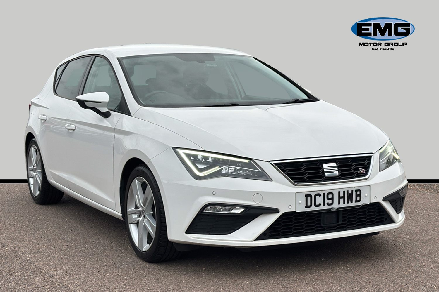 Used SEAT Leon 2019 for sale - 76329080: Photo 1