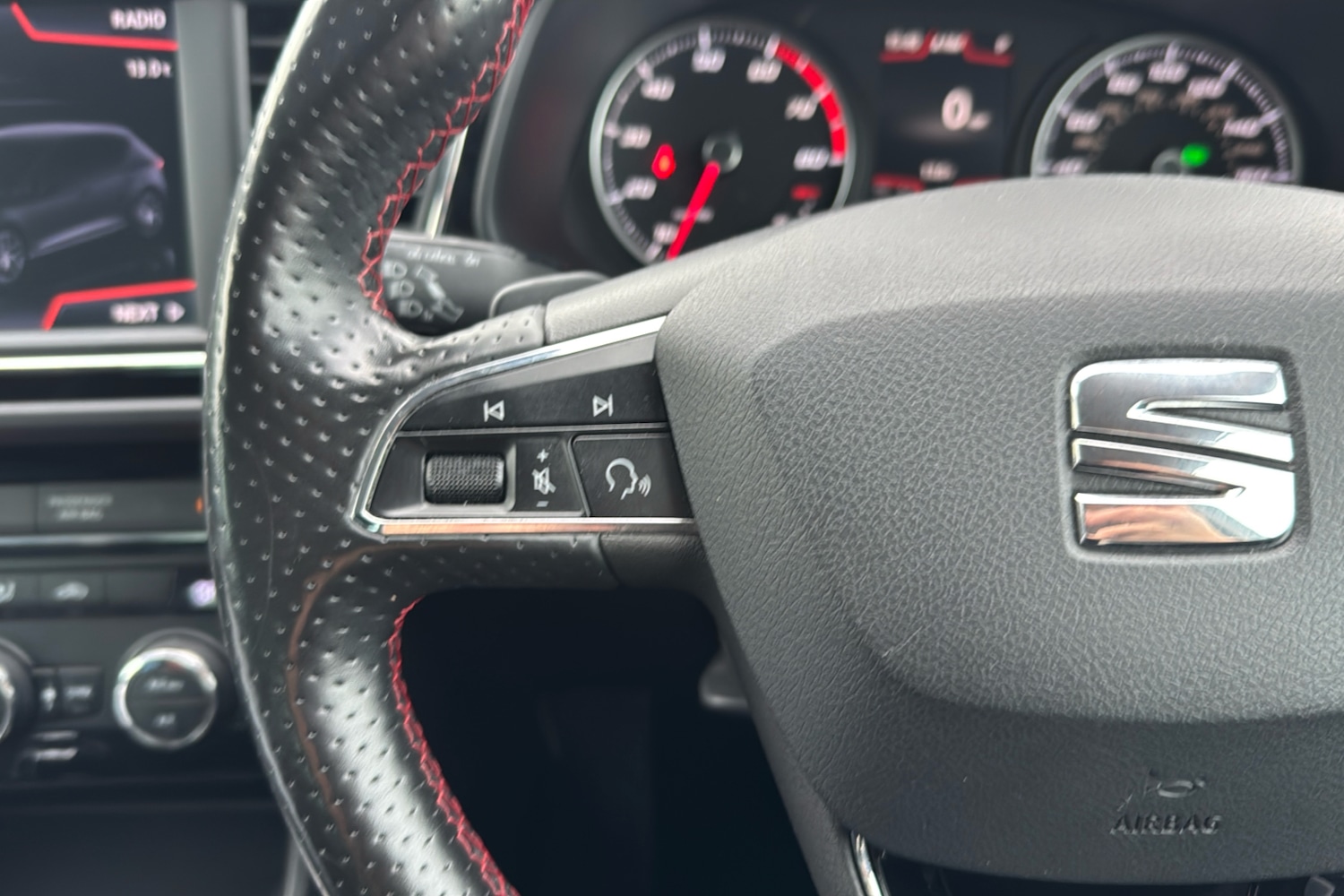 Used SEAT Leon 2019 for sale - 76329080: Photo 17