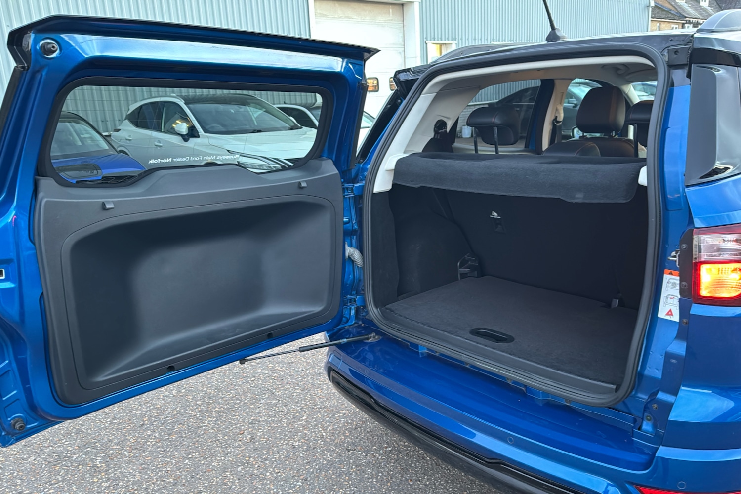 Used Ford Ecosport 2018 for sale - 77527864: Photo 28