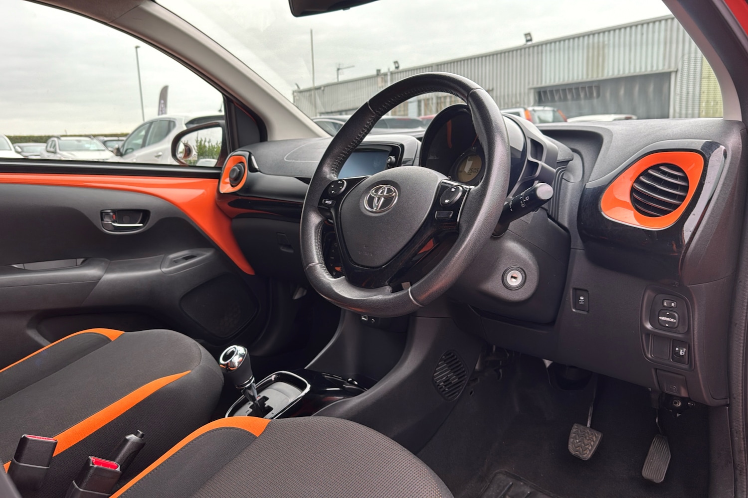 Used Toyota AYGO 2020 for sale - 76262610: Photo 10
