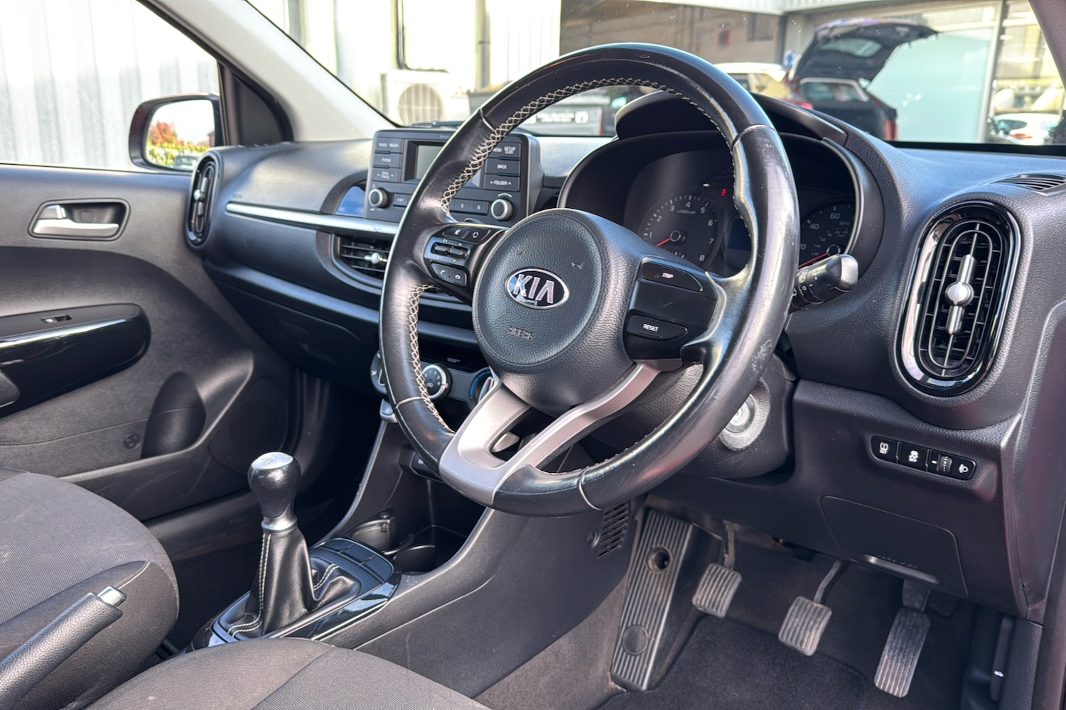 Used Kia Picanto 2018 for sale - 76611026: Photo 10