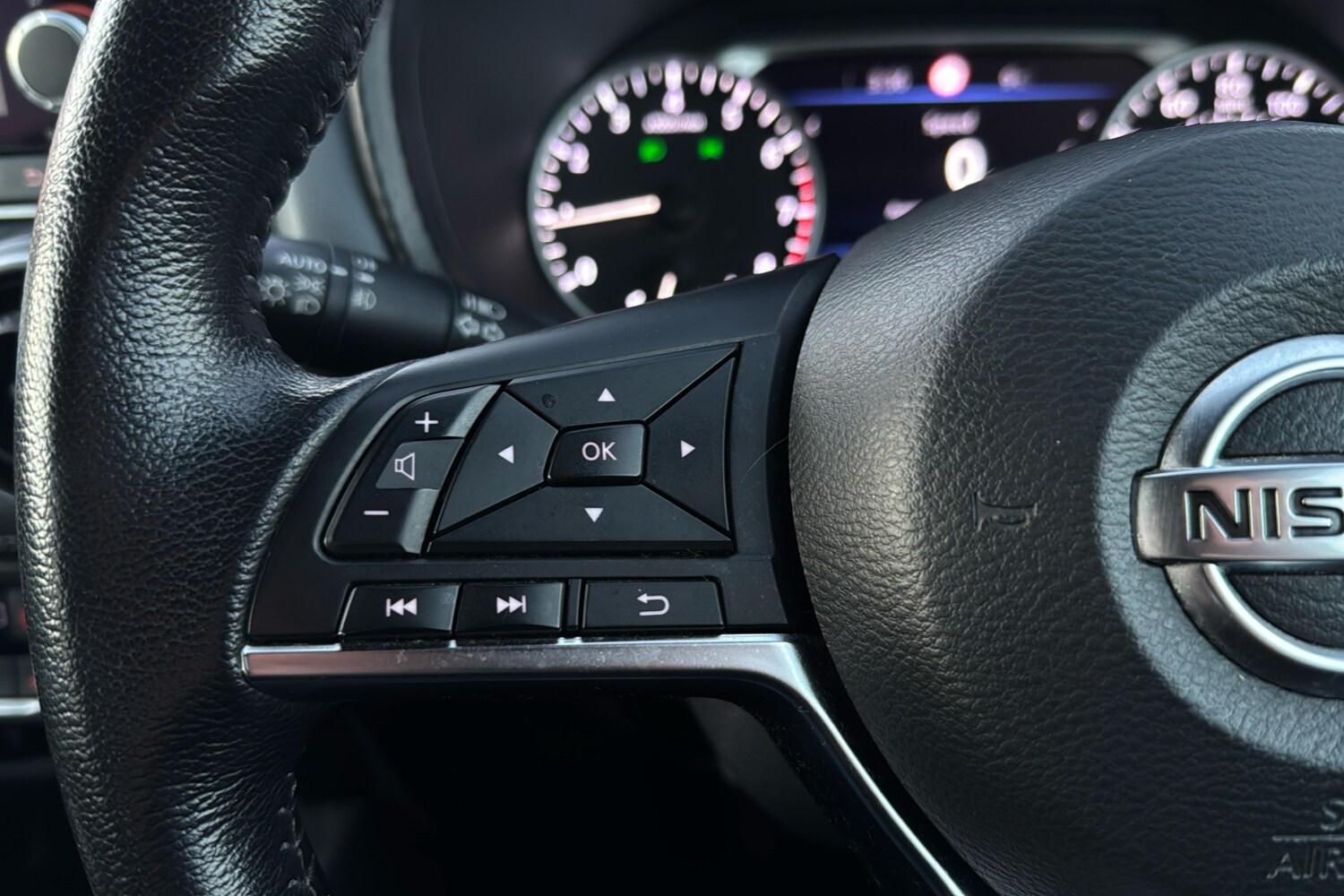 Used Nissan Juke 2020 for sale - 76892939: Photo 17