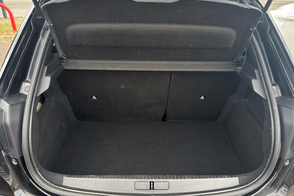 Used Peugeot 208 2021 for sale - 75615496: Photo 18
