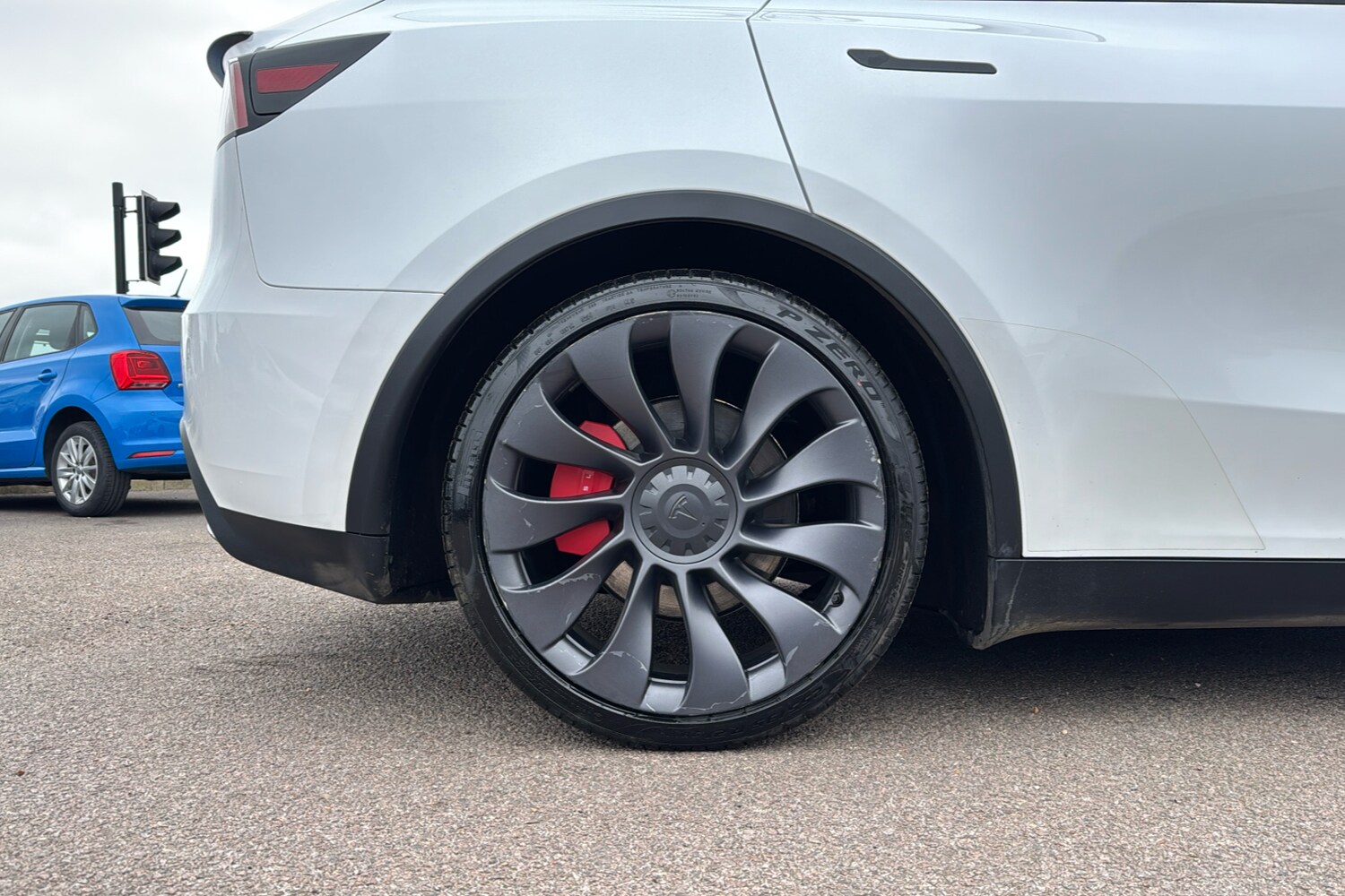 Used Tesla Model Y 2024 for sale - 77973106: Photo 8